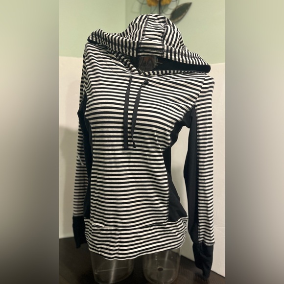 MPG Tops - Mpg hooded sweatshirt sz medium black/white stripe